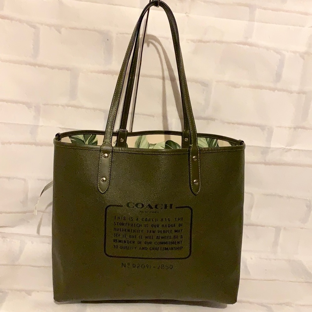 🌻 COACH 2850 🌻 BANANA LEAVES REVERSIBLE CITY TOTE MSRP $350 - Picture 7 of 16